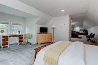 Spacious Mountain Retreat! Hot Tub, Game Room, Near Asheville - 3 tähden