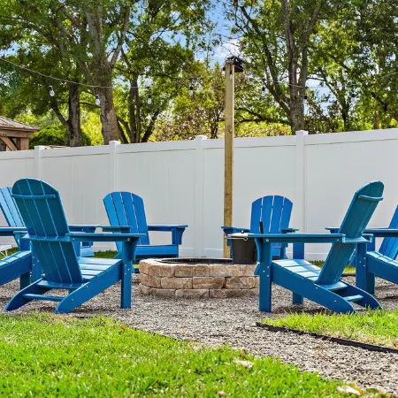 Clearwater Game House! Heated Pool, Bowling, Golf!