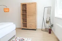 Zentrumsnahes Apartment mit Parkplatz & Balkon Deinhard Kellermuseum周辺のホテル