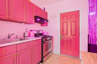 Jersey City Pink Spot 2BR/1FB