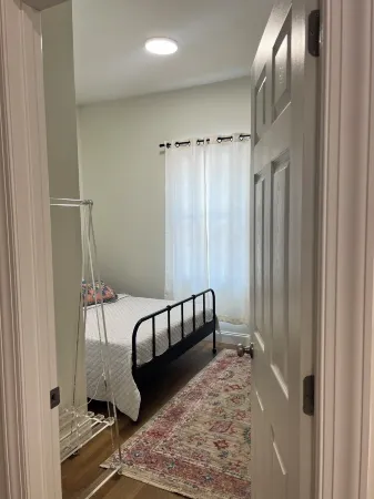 Sleeps 8! Foosball+Arcade, Private Courtyard, Parking, Washer+Dryer. Great Home! Отели в г. Линглстаун