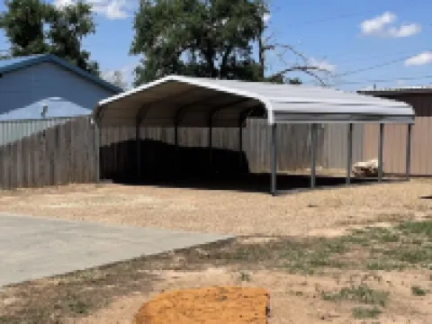 Serene & comfortable Southwestern home in Dalhart for you and your pets… Hotels in Dalhart
