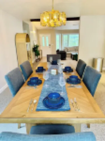 Spacious Yosemite Lodge –Arcades + EV Charger + 3B2B + Private 1 Acre +Game Room