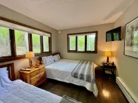 Breathtaking Mountain Views / Hot Tub /  Chef's Kitchen /Hiking, Biking, Winery Hoteles en Municipio de Laurel Creek