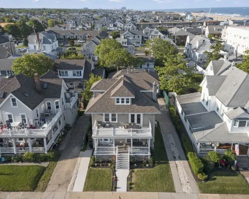 Oceanview 4 Houses to Beach!  6 Beach Passes, Chairs, Towels, Umbrellas Included Hotels in Belmar
