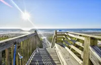 Beachfront Oceanside Condo. Incredible view: Channel Marker