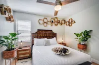 Black Flamingo: Flamingo Park Walkable, Pet Friendly, Fenced In Yard SkyBike West Palm Beach附近的飯店