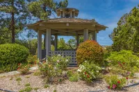 Private 2 Bedroom / 1 Bath Apartment - Secluded 2 acre Estate/Orchard Hotels near Horizon Christian Fellowship