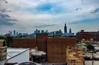 HUGE 1700 sqft 3bd West Loop Penthouse w/ Balcony - บังกะโล