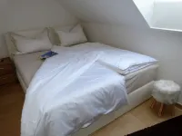 Traumhafte Wohnung Über Zwei Ebenen mit Infrarotkabine, Balkon und Terrasse