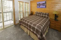 Yellowstone Rustic Luxury Condo Sleeps 11 in an Award Winning Resort