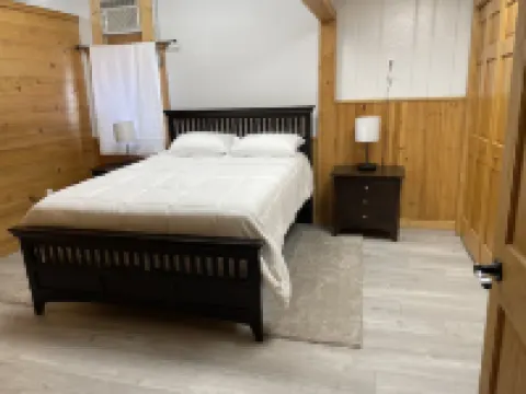 Cozy first floor at the heart of downtown Viroqua Hotel di Viroqua