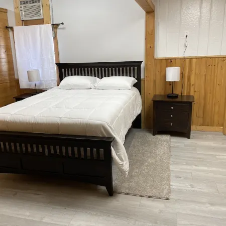 Cozy first floor at the heart of downtown Viroqua