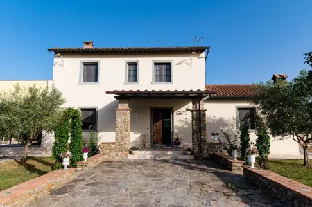 4 Bedroom Villa in Tuscany