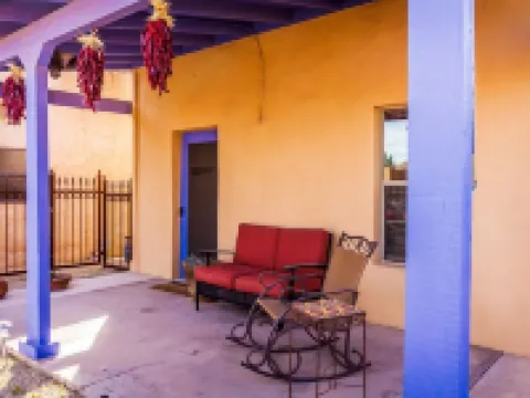 Charming Adobe One Block from the Mesilla Plaza โรงแรมในMesilla