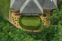 Indoor Golf Simulator, Outdoor Putting Green, next to the famous RTJ golf course