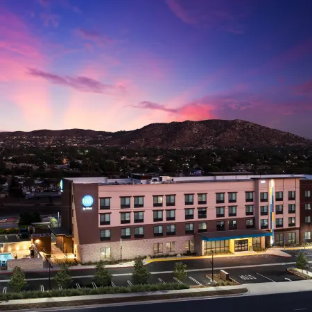 Tru by Hilton Norco Eastvale