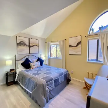 NEWLY RENOVATED Basecamp for Outdoor Adventures w/ BBQ, Shared Hot Tub & Pool