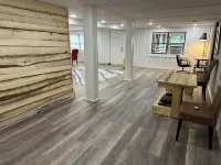 2-bedroom lower level walkout apartment , moments from downtown Bryson