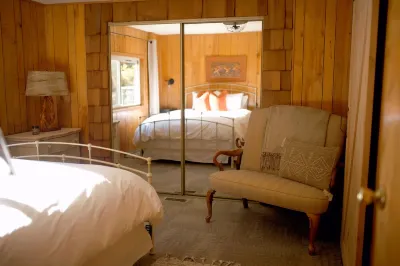 Sol Duc Riverside Retreat: Entire Riverfront Home