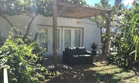 Beach & Downtown with Pool