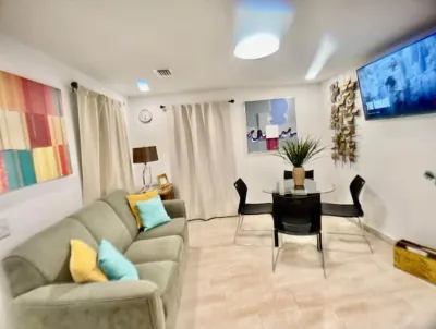 Imperial Apartment! Just 5 min from the beach! Hotels near Publix Super Market at Gulf to Bay Plaza