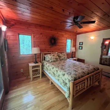 Bright cabin retreat happily situated 7 miles from Whiteface Mt