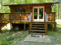 Beautiful log cabin on the Pendleton Creek! Hotels in Stambaugh Township