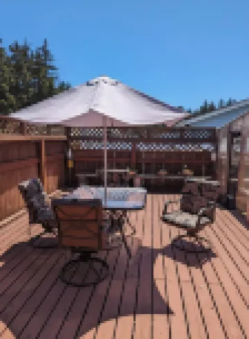 Blue Heron Getaway. Come enjoy the spring and summer in our great cozy house.