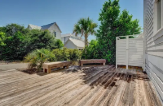 Custom, prestigious Southern Living Home on BHI! - 3-Star