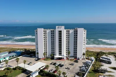 DIRECT OCEANFRONT Condo with BREATHTAKING VIEWS!