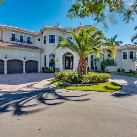 Gulf Access Canal - Heated Pool & 2 Spas - Theatre  - Rooftop Overlook Firepit