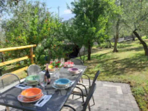 Apartment Orchidea with beautiful lake view