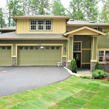 Spacious, family friendly, peaceful, near golf course, Microsoft & Marymoor Park