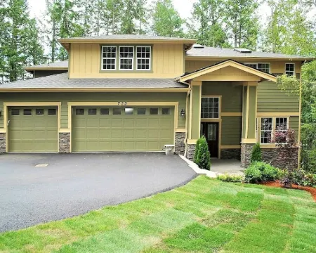Spacious, family friendly, peaceful, near golf course, Microsoft & Marymoor Park Hotels in Sammamish
