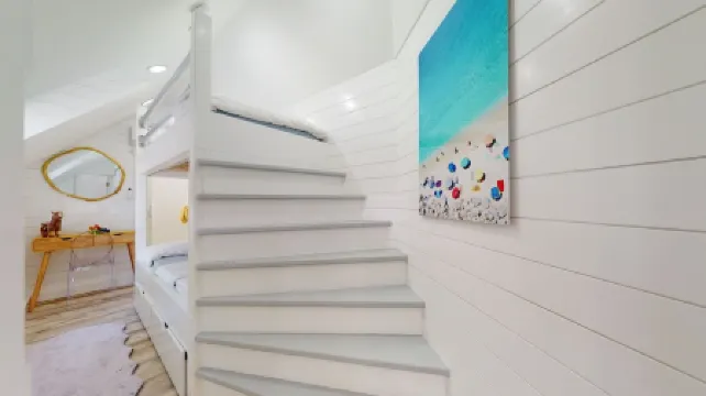 Swedish Blue and Yellow house new 2021! Just over a block to harbor and Main St