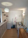 Studio ideally located at the foot of the Napoleon Bridge