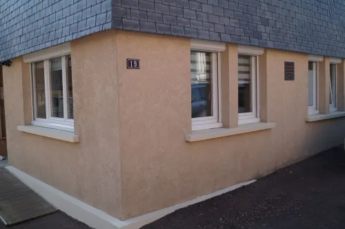 apartment in Honfleur city center with parking