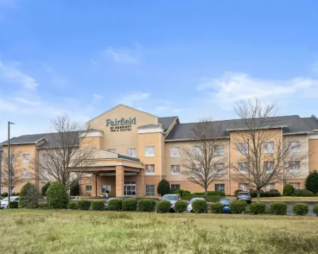 Fairfield Inn & Suites Birmingham Fultondale/I-65 Hotels in Fultondale