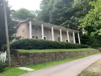The Landing - quaint 2 BDRM condo close 2 all amenities at Lk Junaluska Conf Ctr