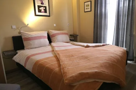 Dat Diekhus: Bright, modern apartment