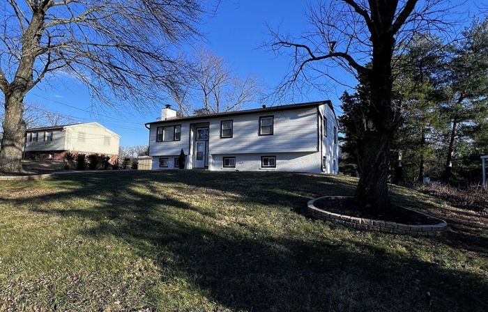 Alexandria VA Spacious, Family-Friendly 5Br Home Near DC