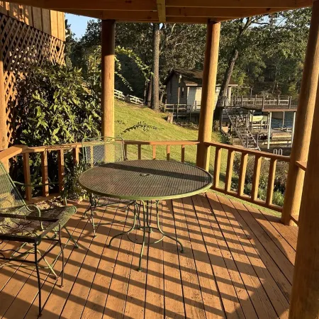 Stenson Hollow Lake Condo