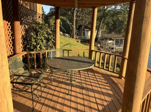 Stenson Hollow Lake Condo