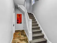 Modern 2BHK - 15 mins bus ride to Time Square, NYC Hotels in West New York