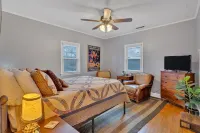 Pet Friendly on the South Holston River!