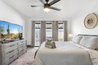 Home in the Heart of Glendale Hotels in Glendale