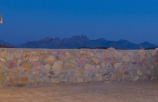 Cozy Family-Friendly 3BR2BA Home with Enclosed Backyard