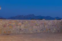 Cozy Family-Friendly 3BR2BA Home with Enclosed Backyard