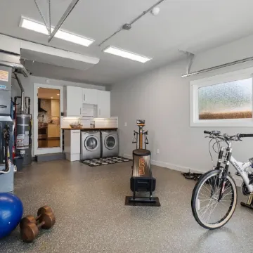 Seattle World Cup and NW Parks 3 Bedrooms w/Hot Tub & Outdoor Living